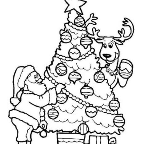 Reno y Santa Claus con árbol de Navidad