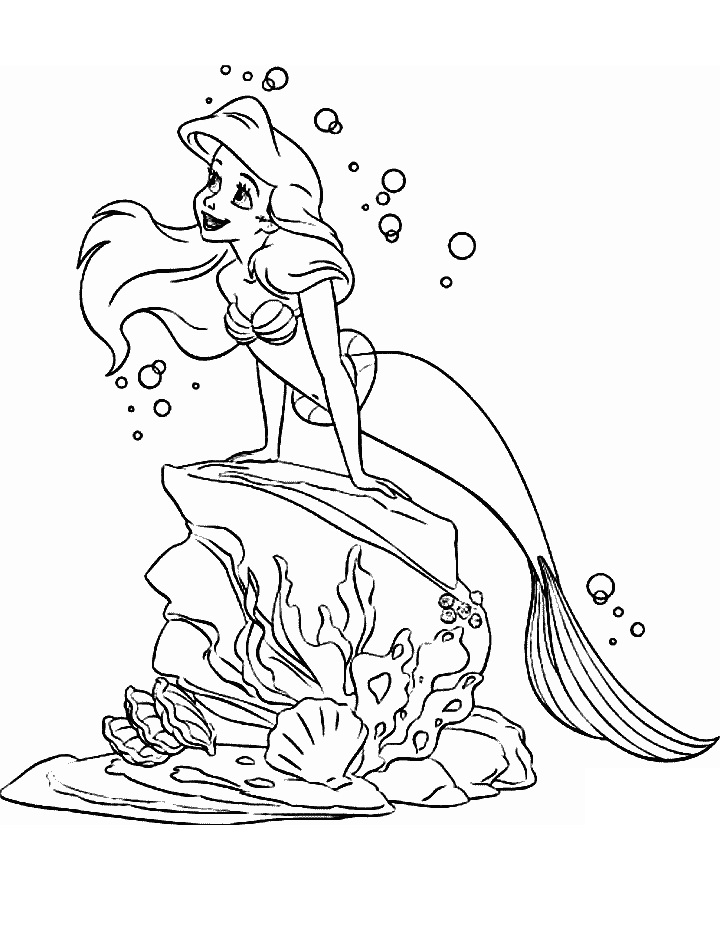 Ariel dans la Mer